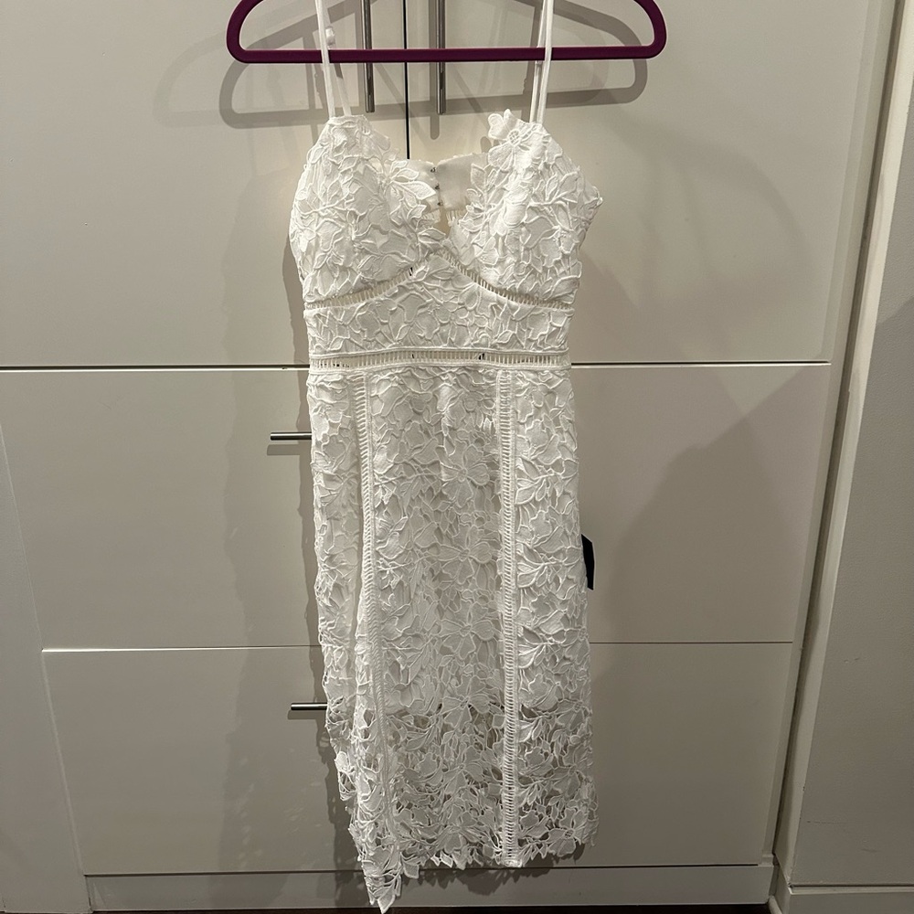 NWT Lulu’s Glass of Bubbly White Lace Sleeveless Midi Dress